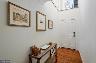 7719 Spoleto Ln unit 8, McLean, VA 22102 - photo 2