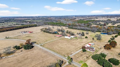 1835 Fm 697, Sherman, TX 75090 - photo 2