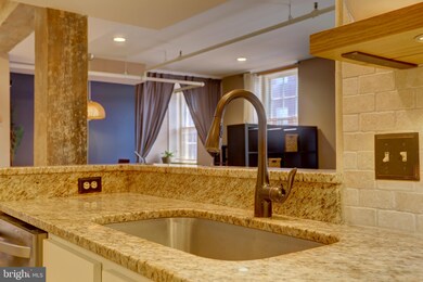 247 N Shippen St unit 211, Lancaster, PA 17602 - photo 3