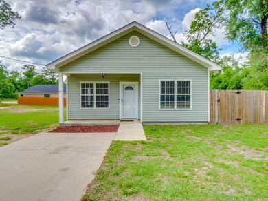 28 Cloer Ln, Crawfordville, FL 32327 - photo 2