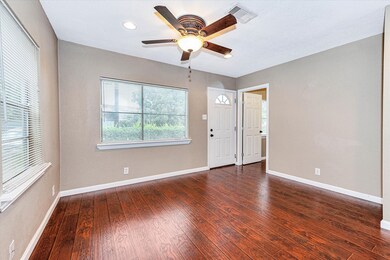1114 Charnwood St, Houston, TX 77022 - photo 7