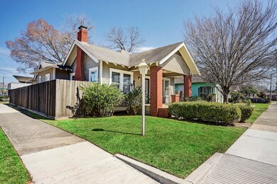 1139 Dunbar St, Houston, TX 77009 - photo 2