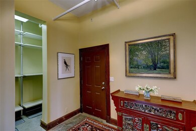 101 Regent Ave unit 1, Providence, RI 02908 - photo 5