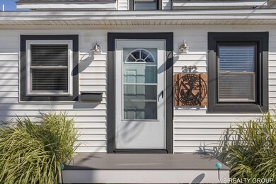 5-web-or-mls-312 N 2nd St, Grand Haven-5