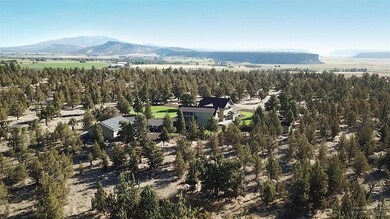 20793 NW Oneil Hwy, Redmond, OR 97756 - photo 2