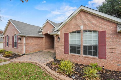 2541 Natchez Trace, Denton, TX 76210 - photo 2