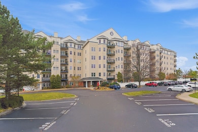 Atlantic at Marina Bay unit 2311, Quincy, MA 02171 - photo 2
