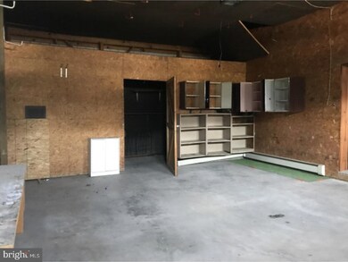 220 N Greenwood St, Tamaqua, PA 18252 - photo 7