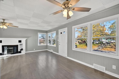 3265 E Washington Ave, Des Moines, IA 50317 - photo 5