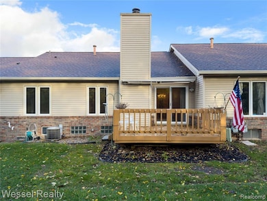 70111 White Tail Ln unit 6, Bruce Township, MI 48065 - photo 3