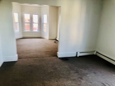 128 Beacon St, Worcester, MA 01610 - photo 4