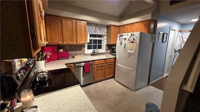 22 Edward St, Coventry, RI 02816 - photo 4