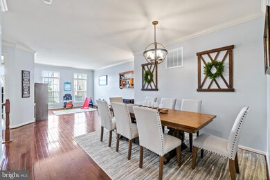 6671 Bartrams Forest Ln, Haymarket, VA 20169 - photo 7