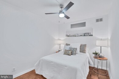 Carriage House unit 701, Washington, DC 20037 - photo 7