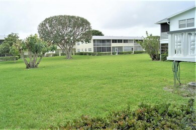 269 Camden L, West Palm Beach, FL 33417 - photo 4