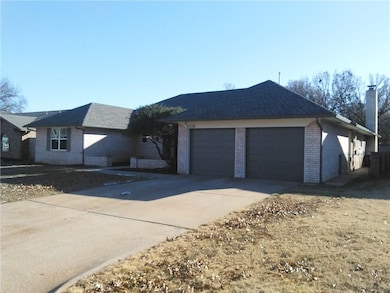 2516 NW 119th St, Oklahoma City, OK 73120 - photo 2
