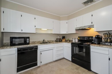 016-Kitchen-3434947-large