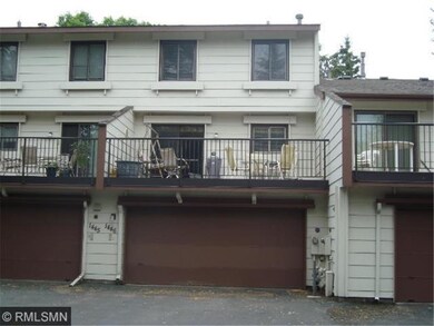 Well maintained two story town home in fantastic l