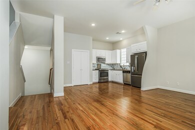 11307 Main Holly Dr, Houston, TX 77204 - photo 5