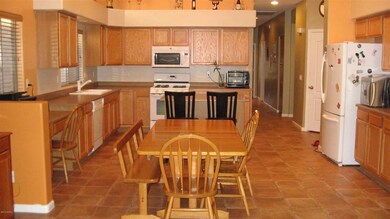 Kitchen 1367 E Dublin
