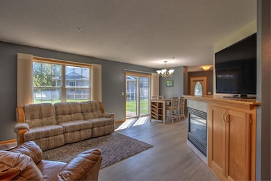 857 Winsome Way NW, Isanti, MN 55040 - photo 3