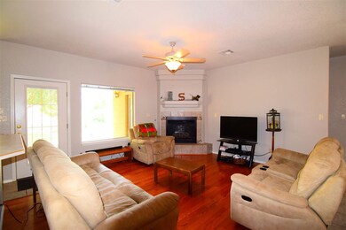 819 Mimosa Ave, Alamogordo, NM 88310 - photo 7