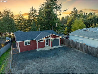 1955 28th St, Coos Bay, OR 97420 - photo 4