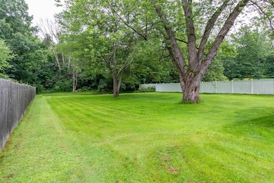 31 Broadway unit 33, Pembroke, NH 03275 - photo 2