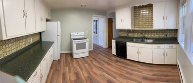 5 Edgemere Rd unit A, West Roxbury, MA 02132 - photo 4