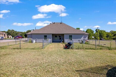 115 Lindas Creek Ln, Weatherford, TX 76088 - photo 2