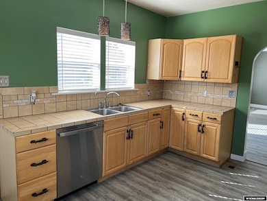 511 14th St, Rawlins, WY 82301 - photo 7