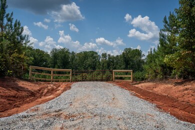 04 Woodfields St unit 4, Greenwood, SC 29646 - photo 4