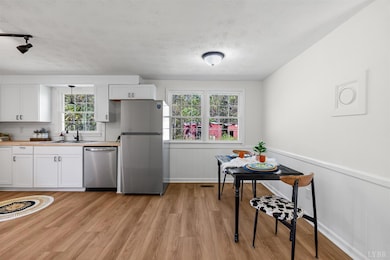 202 Ridgecrest Dr, Monroe, VA 24574 - photo 6