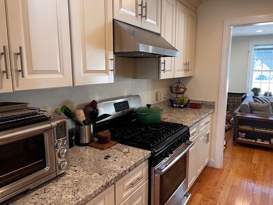 87 Ossipee Rd unit 87, Newton Upper Falls, MA 02464 - photo 4