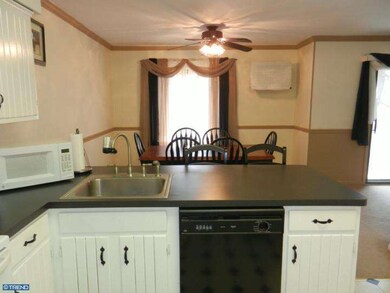 300 Campbell Cir unit F22, Downingtown, PA 19335 - photo 3