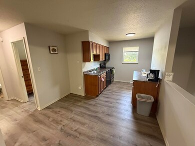 207 Wheaton Ct, Columbia, MO 65203 - photo 6