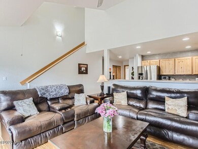 17 2nd Floor Family Room