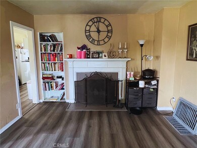 1017 S Chester Ave, Compton, CA 90221 - photo 5