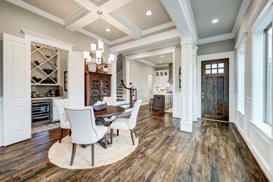 Another look at the wonderful dining room, which i