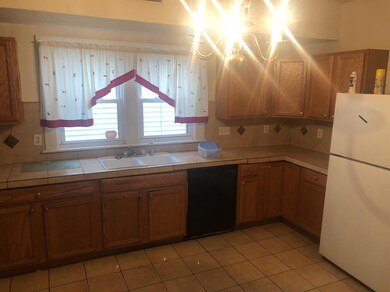 135 W 66th St, Cincinnati, OH 45216 - photo 6