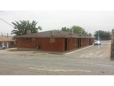 3609 Lincoln Ave, El Paso, TX 79930 - photo 2