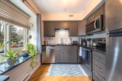 22 Candlewood Dr unit 22, South Windsor, CT 06074 - photo 2