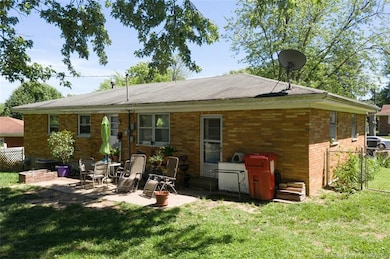 522 Navajo Dr, New Albany, IN 47150 - photo 7