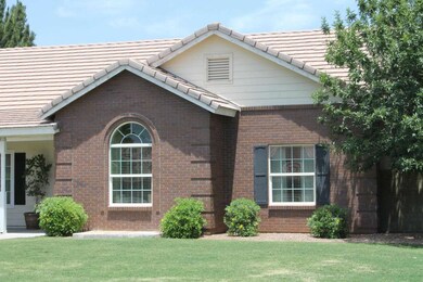 detail front of home