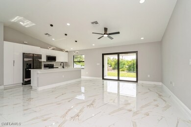Unfurnished living room
