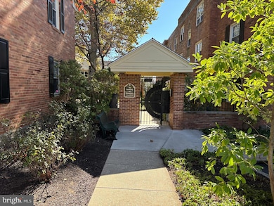 42 Conshohocken State Rd unit 2F, Bala Cynwyd, PA 19004 - photo 5