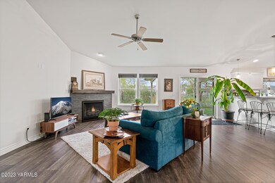 5908CrestfieldsRd-6copy