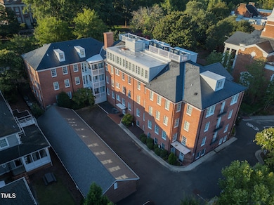 213 E Franklin St unit 400, Chapel Hill, NC 27514 - photo 5