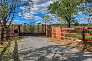 Absolute Privacy - Gated Entry