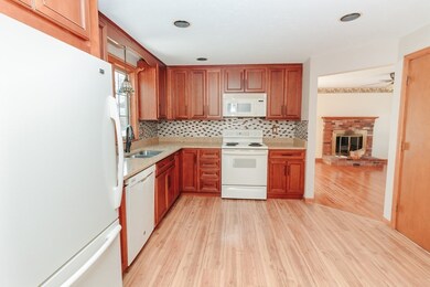 33 Carroll Hill Rd, Charlton, MA 01507 - photo 6